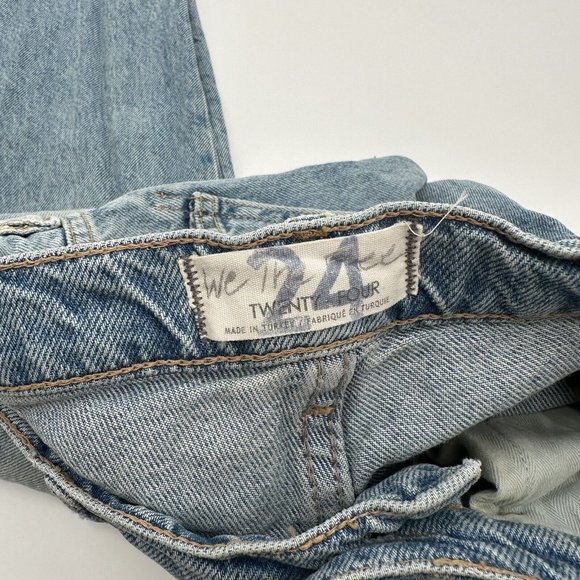 Free People‎ Blue Denim Distressed Ripped Boyfriend Straight Jeans Size 24 - Picture 2 of 12